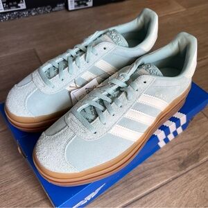 NIB Never Worn Adidas Gazelle Bold Mint Suede Gum Sole Sneakers